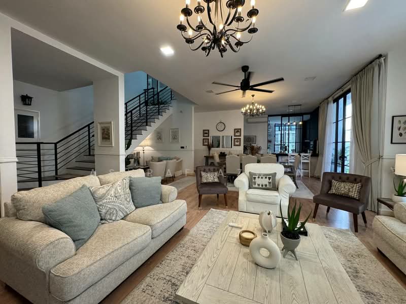 Rumah Banglo untuk Dijual di Cyberjaya (Selangor) - Ashraf Azwan - Living Room - PropertyGuru.com.my