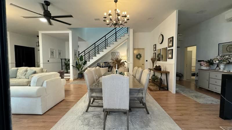 Rumah Banglo untuk Dijual di Cyberjaya (Selangor) - Ashraf Azwan - Living Room - PropertyGuru.com.my