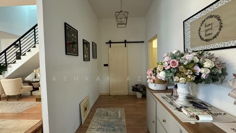 Rumah Banglo untuk Dijual di Cyberjaya (Selangor) - Ashraf Azwan - Entrance - PropertyGuru.com.my