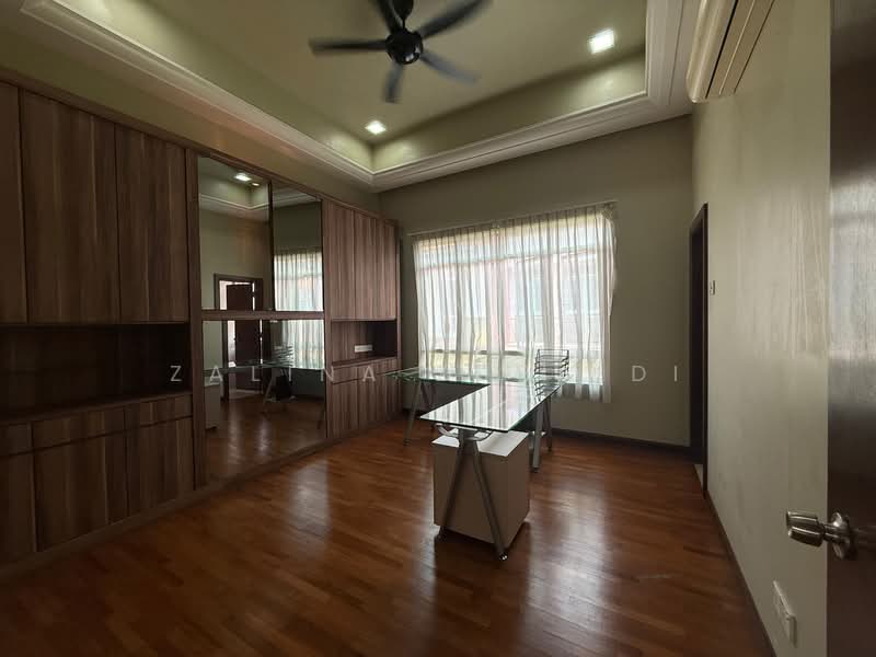 Bungalow for Sale in Setia Eco Park (Setia Alam) - Zalina Zubaidi - Study - PropertyGuru.com.my