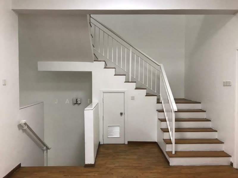 Rumah Teres 3 Tingkat untuk Dijual di Sutera Damansara (Damansara Damai) - Jasemin Chia - Interior - PropertyGuru.com.my