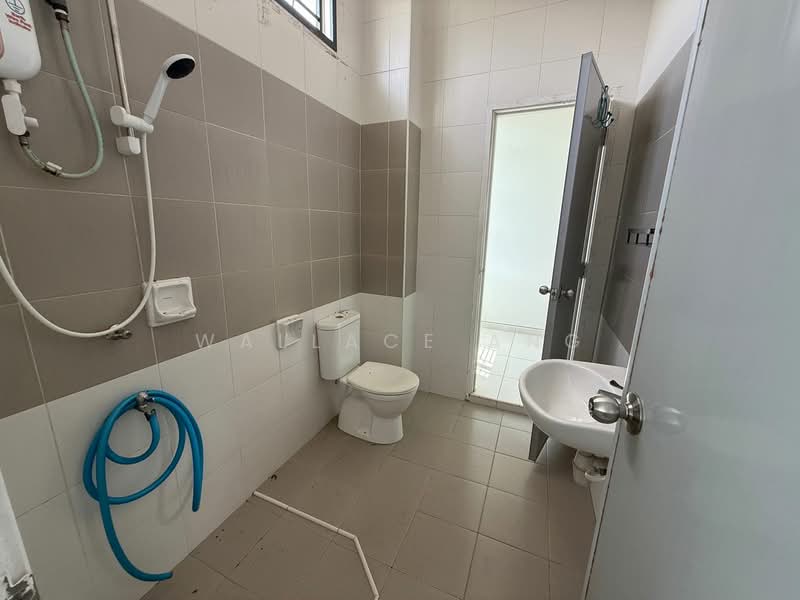 2-storey Terraced House for Sale in Taman Nusa Sentral (Iskandar Puteri (Nusajaya)) - Wallace Ang - Bathroom - PropertyGuru.com.my