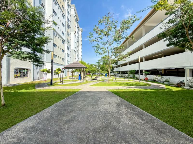 Pangsapuri untuk Dijual di Seri Warisan - Ashraf Azwan - Exterior - PropertyGuru.com.my