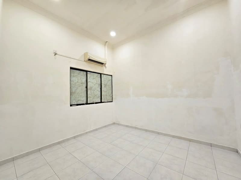 Rumah Teres 2 Tingkat untuk Dijual di Taman Sentosa (Johor Bahru) - Wallace Ang - Interior - PropertyGuru.com.my