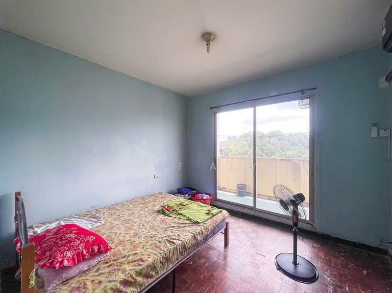 Rumah Flat untuk Dijual di Menara Sri Jati - Ashraf Azwan - Bedroom - PropertyGuru.com.my