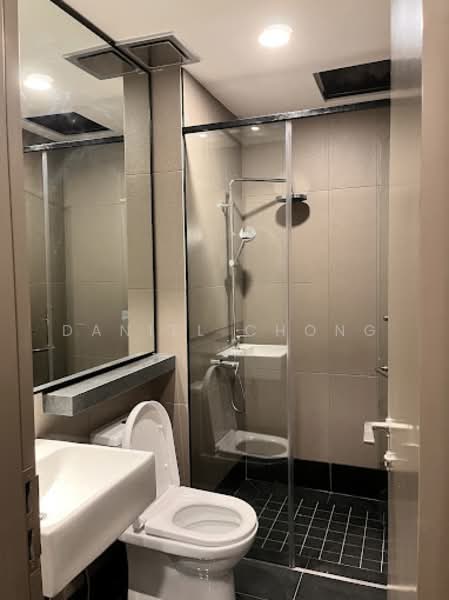 Service Residence for Sale at Bloomsvale Menara Vista Petaling - Daniel Chong - Bathroom - PropertyGuru.com.my
