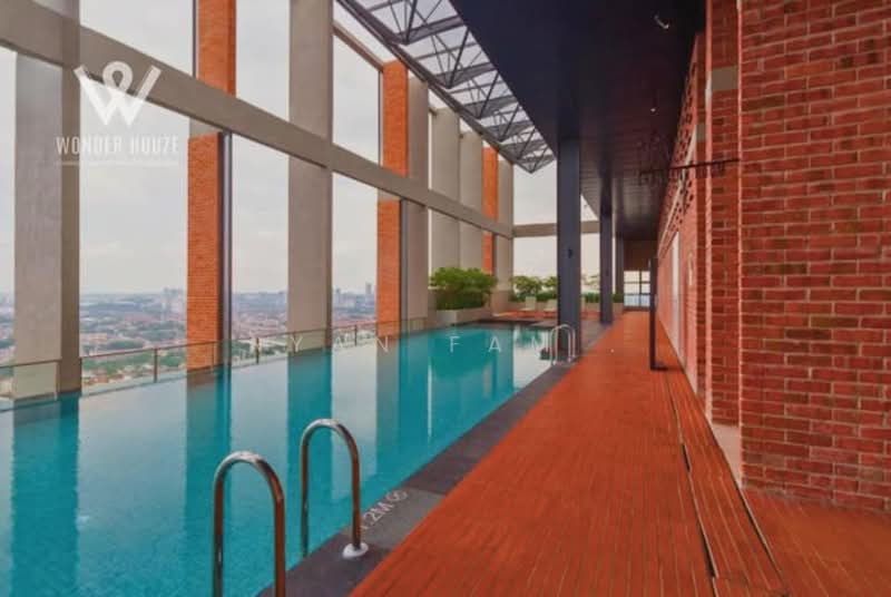 Servis Apartment untuk Disewa di Millerz Square Serviced Residence - Ryan Fam - Pool - PropertyGuru.com.my