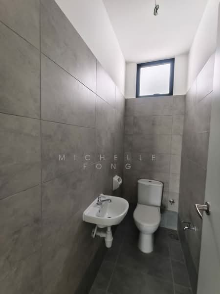 Shop / Office for Rent in Taman Pelangi (Johor Bahru) - Michelle Fong - PropertyGuru.com.my