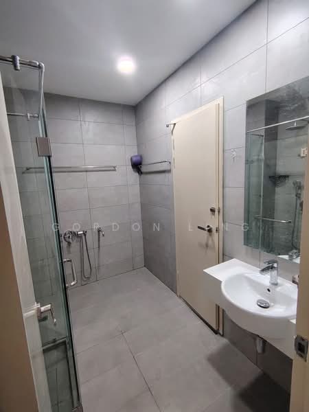 Servis Apartment untuk Disewa di Dorsett Waterfront Subang - Gordon Ling - Bathroom - PropertyGuru.com.my