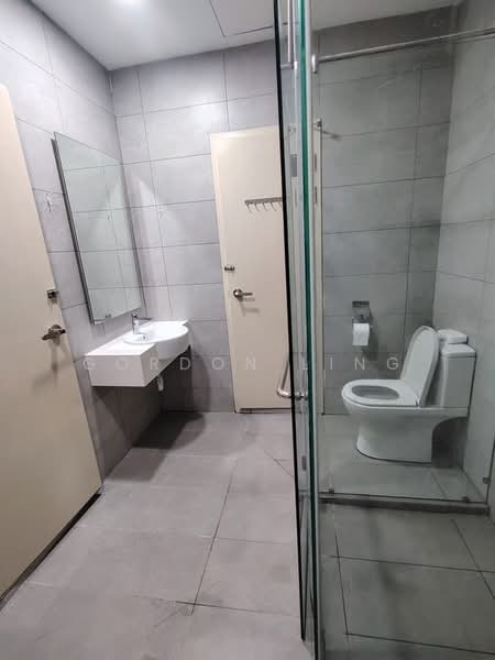 Servis Apartment untuk Disewa di Dorsett Waterfront Subang - Gordon Ling - Bathroom - PropertyGuru.com.my
