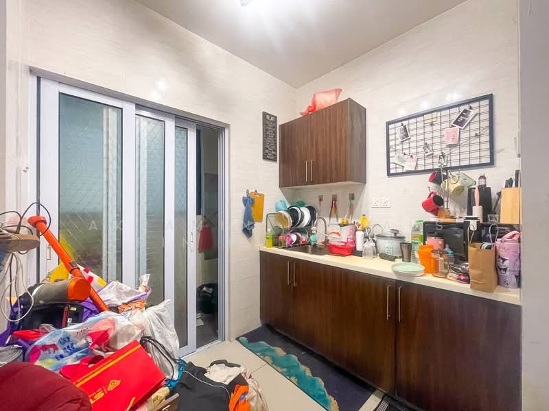 Kondominium untuk Dijual di Koi Suites - Akramin Firdaus Bin Mokhtar - Kitchen - PropertyGuru.com.my