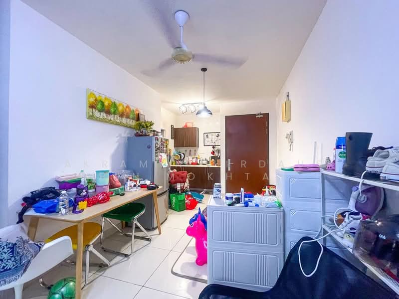 Kondominium untuk Dijual di Koi Suites - Akramin Firdaus Bin Mokhtar - Living Room - PropertyGuru.com.my