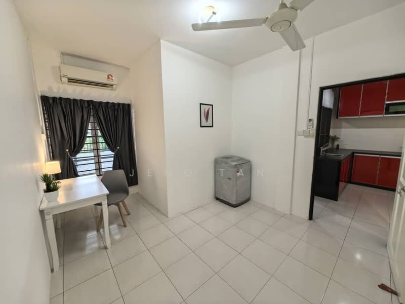 2-storey Terraced House for Rent in Kuching (Sarawak) - Jeno Tan - Kitchen - PropertyGuru.com.my