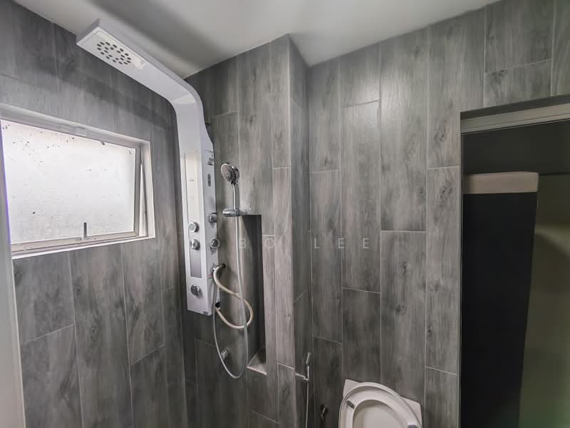Rumah Teres untuk Dijual di Bandar Bukit Puchong (Puchong) - Bobo Lee - Bathroom - PropertyGuru.com.my