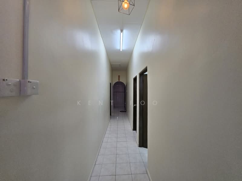 Rumah Banglo untuk Dijual di Jelapang Tambahan (Ipoh) - Kent Foo - Corridor - PropertyGuru.com.my
