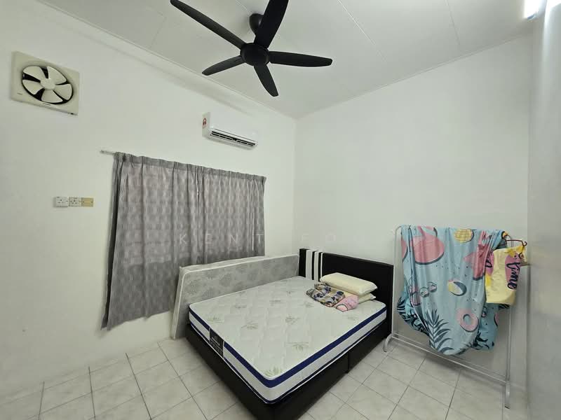 Rumah Banglo untuk Dijual di Jelapang Tambahan (Ipoh) - Kent Foo - Bedroom - PropertyGuru.com.my