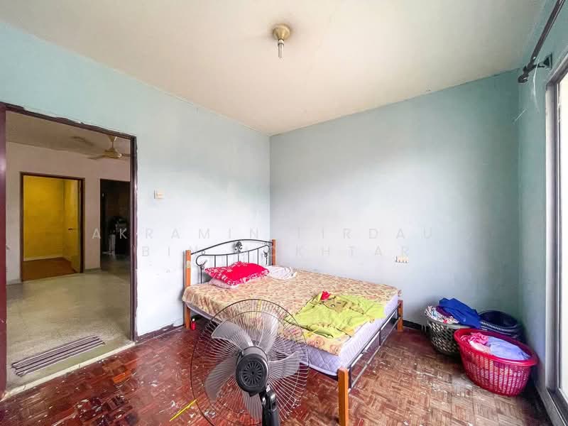 Pangsapuri untuk Dijual di Menara Sri Jati - Akramin Firdaus Bin Mokhtar - Bedroom - PropertyGuru.com.my