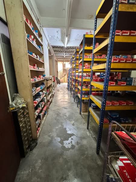 Shop / Office for Sale in Segambut (Kuala Lumpur) - Anita Omar - Interior - PropertyGuru.com.my