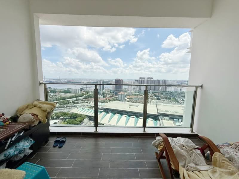 Servis Apartment untuk Dijual di TriTower Residence @ Johor Bahru Sentral - Bess Wong - Balcony - PropertyGuru.com.my