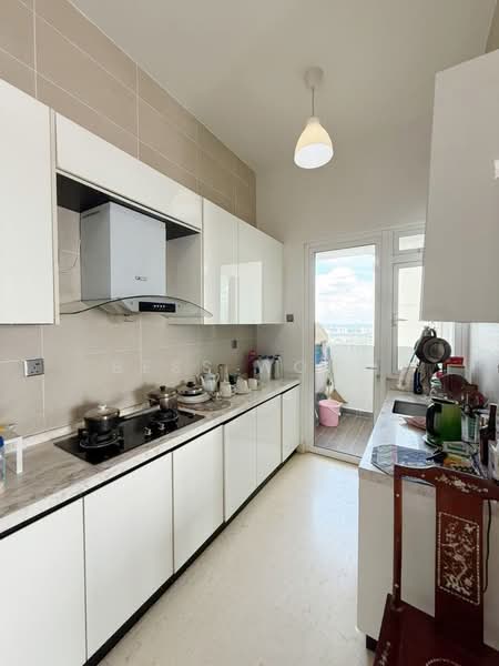 Servis Apartment untuk Dijual di TriTower Residence @ Johor Bahru Sentral - Bess Wong - Kitchen - PropertyGuru.com.my