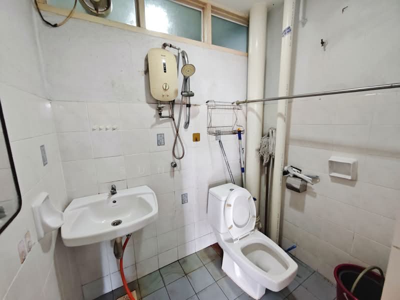 Pangsapuri untuk Disewa di Acres Ville - Sunny Lai - Bathroom - PropertyGuru.com.my