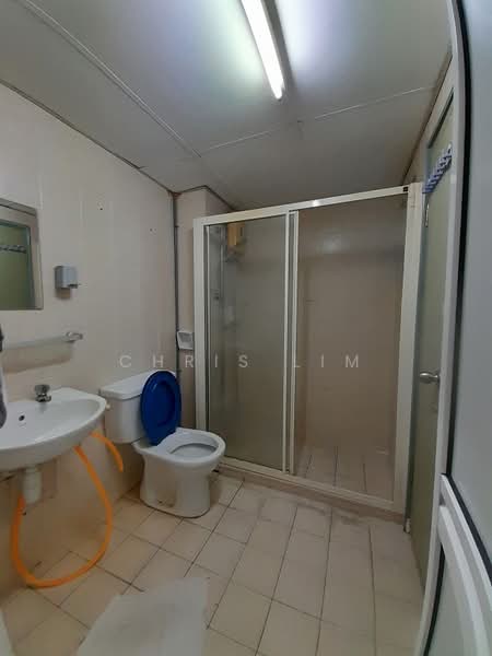 Condominium for Rent at Amadesa Resort Condominium - Chris Lim - Bathroom - PropertyGuru.com.my
