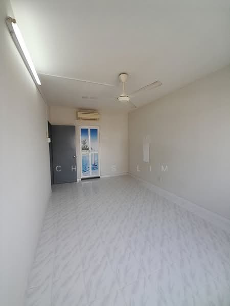 Condominium for Rent at Amadesa Resort Condominium - Chris Lim - Interior - PropertyGuru.com.my