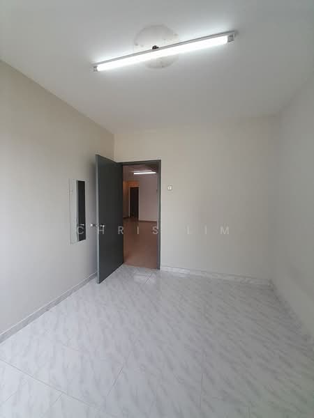 Condominium for Rent at Amadesa Resort Condominium - Chris Lim - Interior - PropertyGuru.com.my