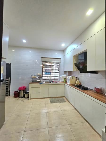 Rumah Teres 2 Tingkat untuk Dijual di Taman Ehsan Jaya (Ulu Tiram) - Alicia Voon - Kitchen - PropertyGuru.com.my