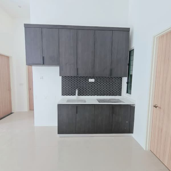 Condominium for Rent at QuayWest Residence - Vivian Chang - Kitchen - PropertyGuru.com.my