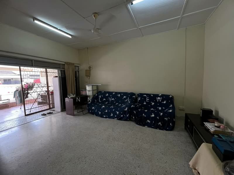 Rumah Berkembar untuk Disewa di Johor Bahru (Johor) - Annly Liew - Living Room - PropertyGuru.com.my