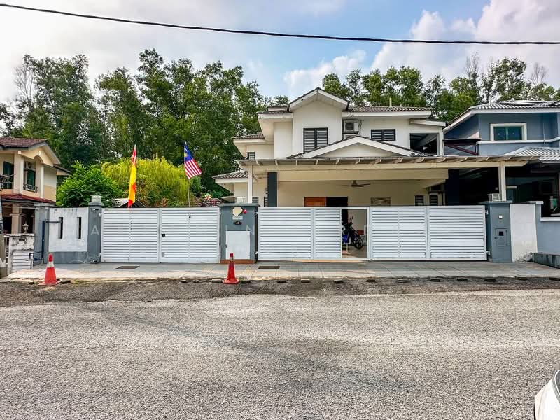 Semi-Detached House for Sale in Semenyih (Selangor) - Akramin Firdaus Bin Mokhtar - Exterior - PropertyGuru.com.my