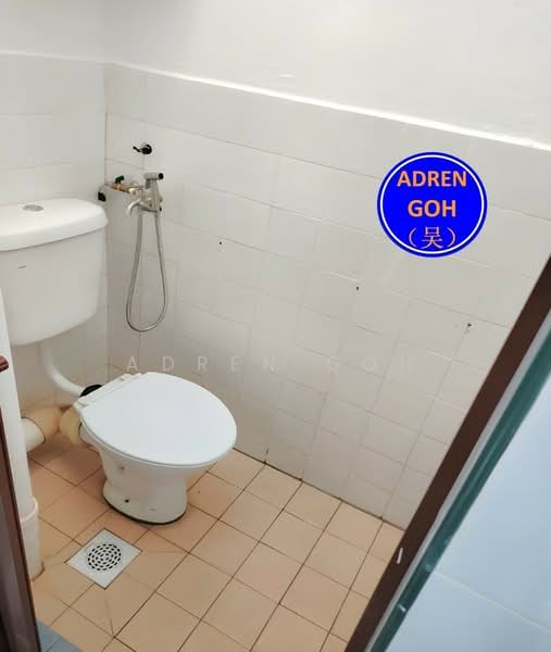 Rumah Flat untuk Disewa di Desa Mawar - Adren Goh - Bathroom - PropertyGuru.com.my