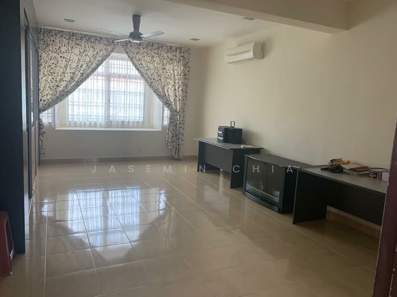 3-storey Terraced House for Sale in Laman Rimbunan (Kepong) - Jasemin Chia - Study - PropertyGuru.com.my