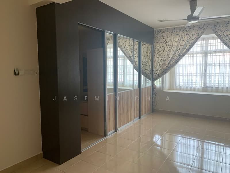 3-storey Terraced House for Sale in Laman Rimbunan (Kepong) - Jasemin Chia - Bedroom - PropertyGuru.com.my