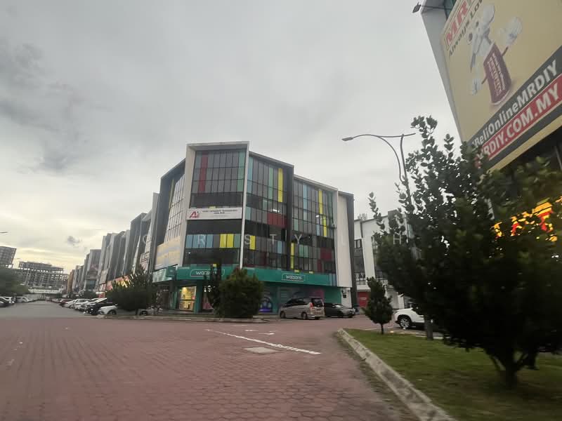Shop for Rent in Semenyih (Selangor) - christy Loh - Exterior - PropertyGuru.com.my
