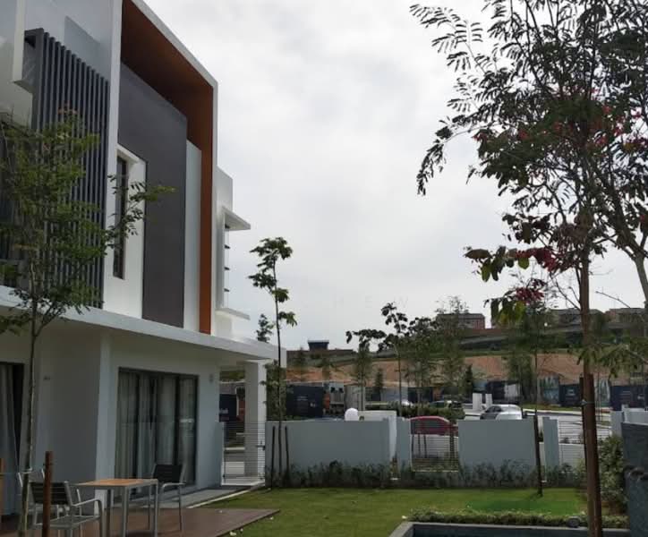 Semi-Detached House for Sale in Kajang (Selangor) - JJ Chew - Exterior - PropertyGuru.com.my