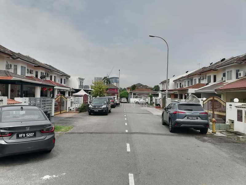Rumah Teres 2 Tingkat untuk Dijual di TAMAN PUCHONG UTAMA (Puchong) - Yi Jun - Exterior - PropertyGuru.com.my