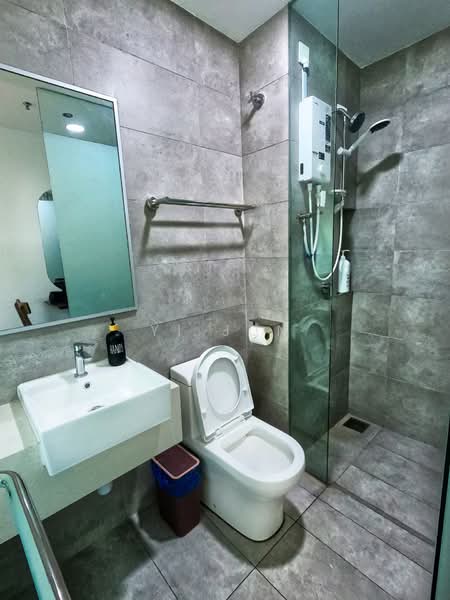 Servis Apartment untuk Dijual di Riveria City - Yi Jun - Bathroom - PropertyGuru.com.my
