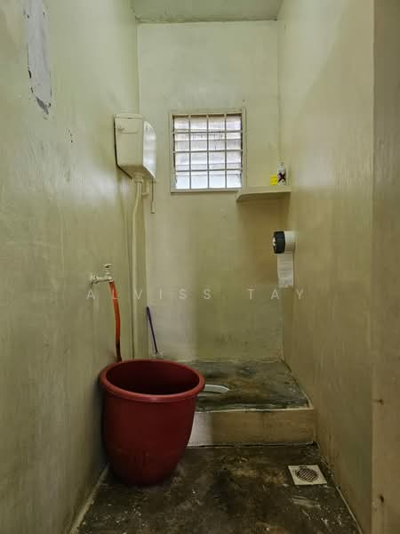 2-storey Terraced House for Sale in Taman Puteri Wangsa (Ulu Tiram) - Alviss Tay - Bathroom - PropertyGuru.com.my