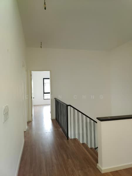 Semi-Detached House for Sale in Telok Panglima Garang (Selangor) - Caven Chng - Corridor - PropertyGuru.com.my