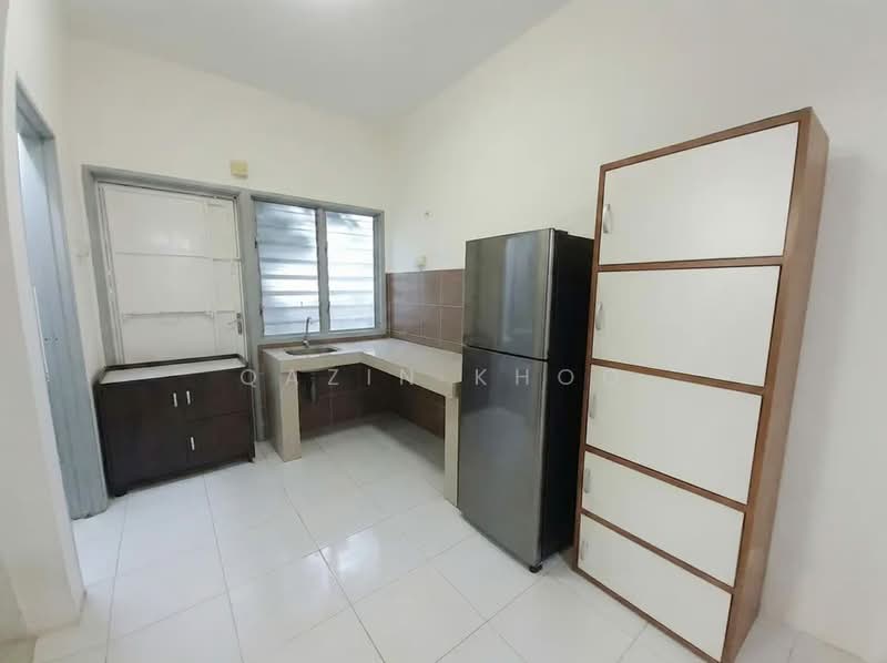 1.5-storey Terraced House for Sale in Station 18 (Ipoh) - Qazin Khoo - Kitchen - PropertyGuru.com.my