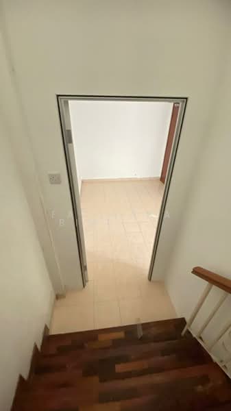 Rumah Bandar untuk Dijual di Taman Sungai Besi Indah (Seri Kembangan) - Faliyana binti Muda - Interior - PropertyGuru.com.my