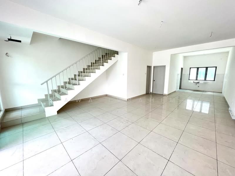 Rumah Teres 2 Tingkat untuk Dijual di Semenyih (Selangor) - Hawa Ibrahim - Living Room - PropertyGuru.com.my