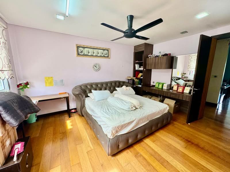 Rumah Banglo untuk Dijual di U8, Taman Bukit Jelutong (Shah Alam) - Shazwan CH - Bedroom - PropertyGuru.com.my