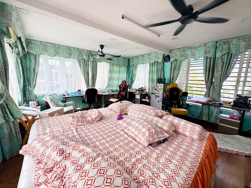 Rumah Banglo untuk Dijual di U8, Taman Bukit Jelutong (Shah Alam) - Shazwan CH - Bedroom - PropertyGuru.com.my