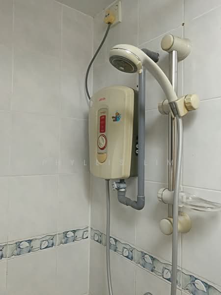 Condominium for Rent at Pelangi Astana - Phyllis Lim - Bathroom - PropertyGuru.com.my