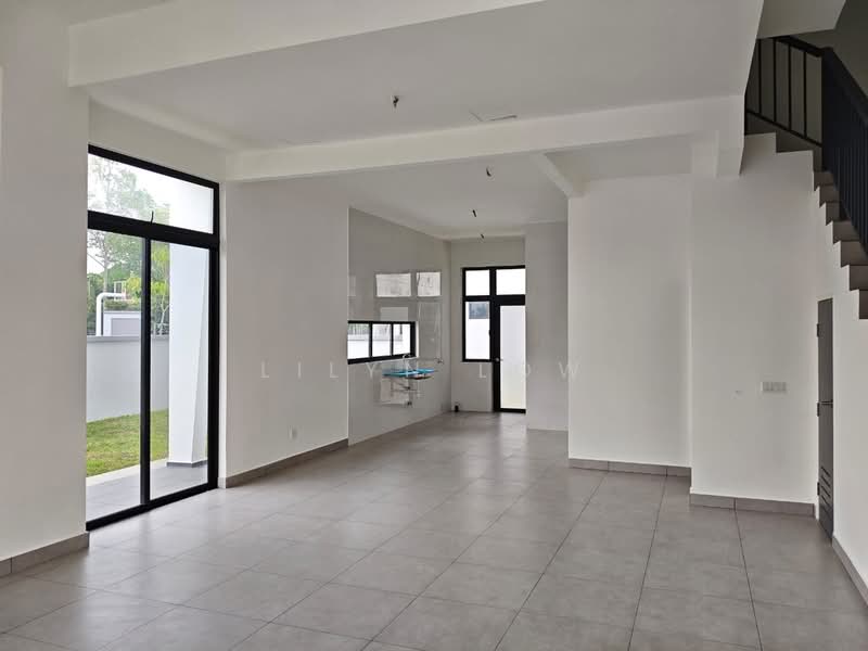 2-storey Terraced House for Sale in Taman Mount Austin (Tebrau) - Lilyn Low - Living Room - PropertyGuru.com.my