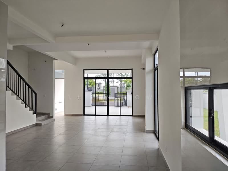 2-storey Terraced House for Sale in Taman Mount Austin (Tebrau) - Lilyn Low - Living Room - PropertyGuru.com.my