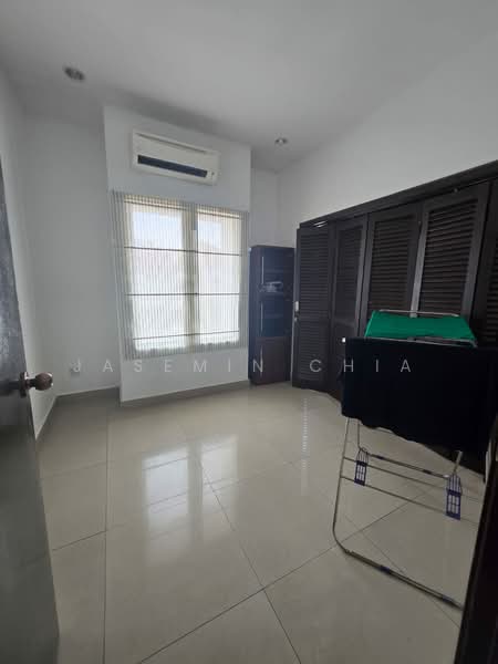 Semi-Detached House for Sale in Jalan Ipoh (Kuala Lumpur) - Jasemin Chia - Bedroom - PropertyGuru.com.my